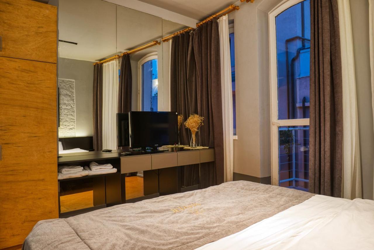 Mayer Loft Suites Istanboel Buitenkant foto